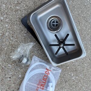 Krome 10″ X 6″ Blender Container Rinser – Flush Mount